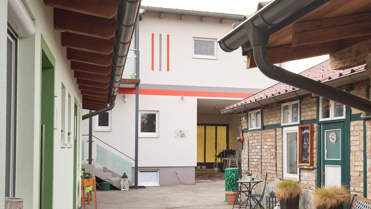 Gaestezimmer Victoria Linsberg Exterior photo